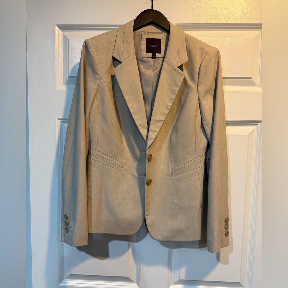 The Limited Tan Woman’s Blazer Size 10